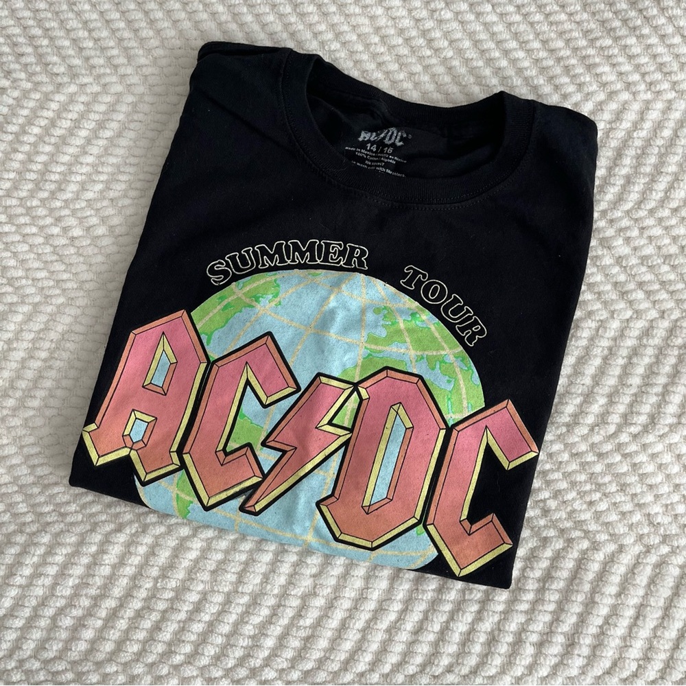 AC/DC Short Sleeve Crop Top